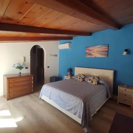 شقة 'o Vuzze 'e Ciccio سورينتو