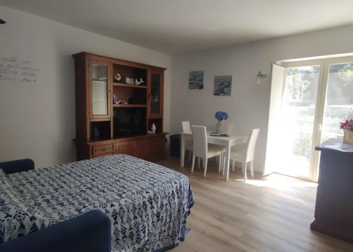 شقة 'o Vuzze 'e Ciccio سورينتو